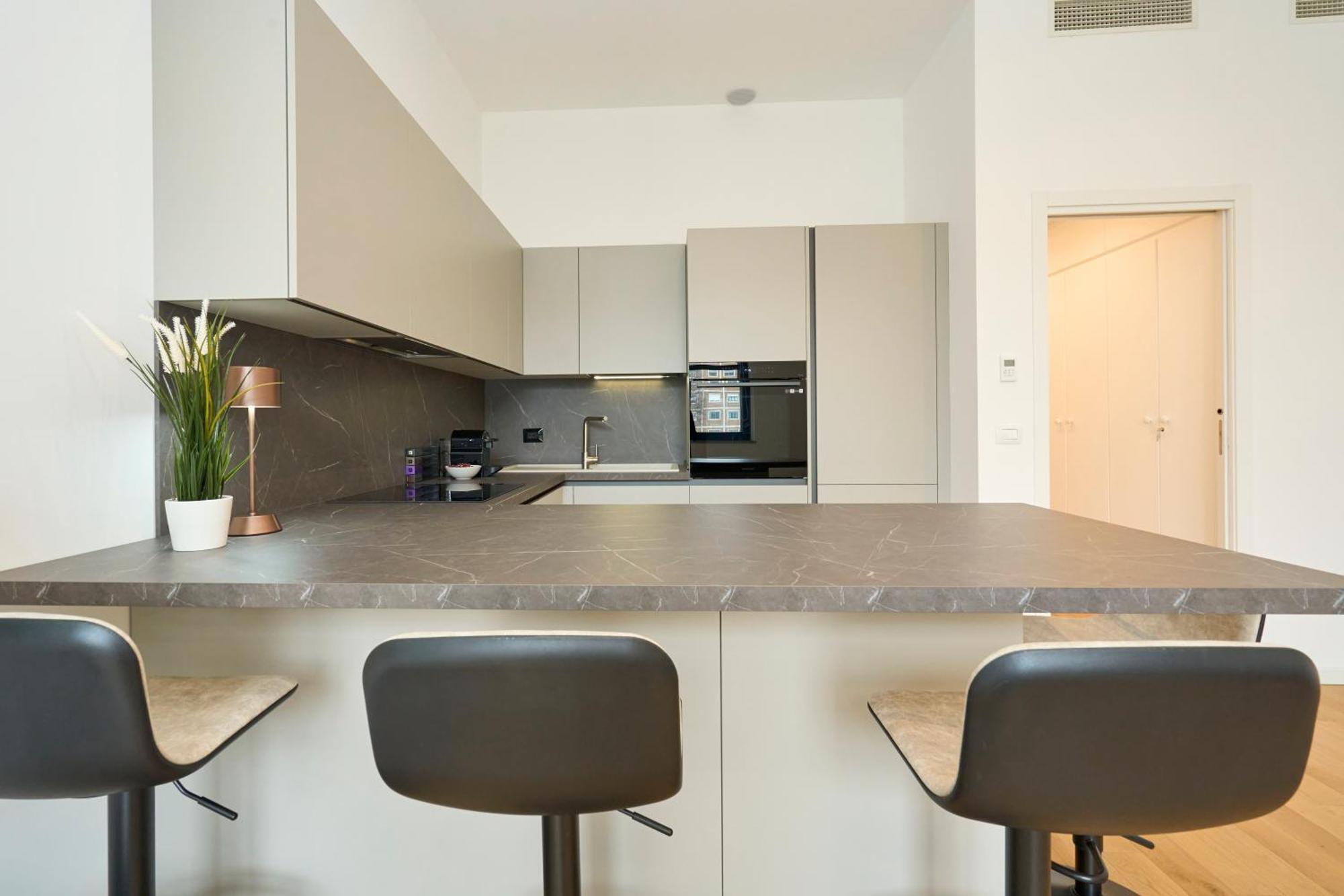 Luxury Design Suite - 20 Minutes From Duomo-Navigli Milano Exteriör bild